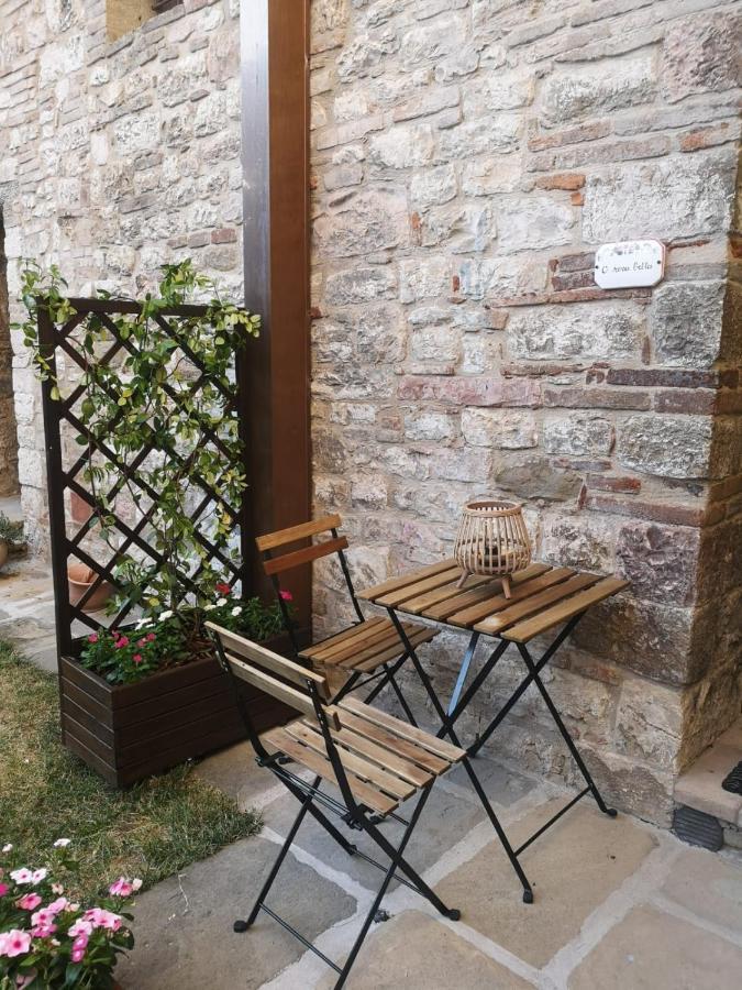 O Rosa Bella Appartamento Via Savelli Della Porta 24 Gubbio Eksteriør billede